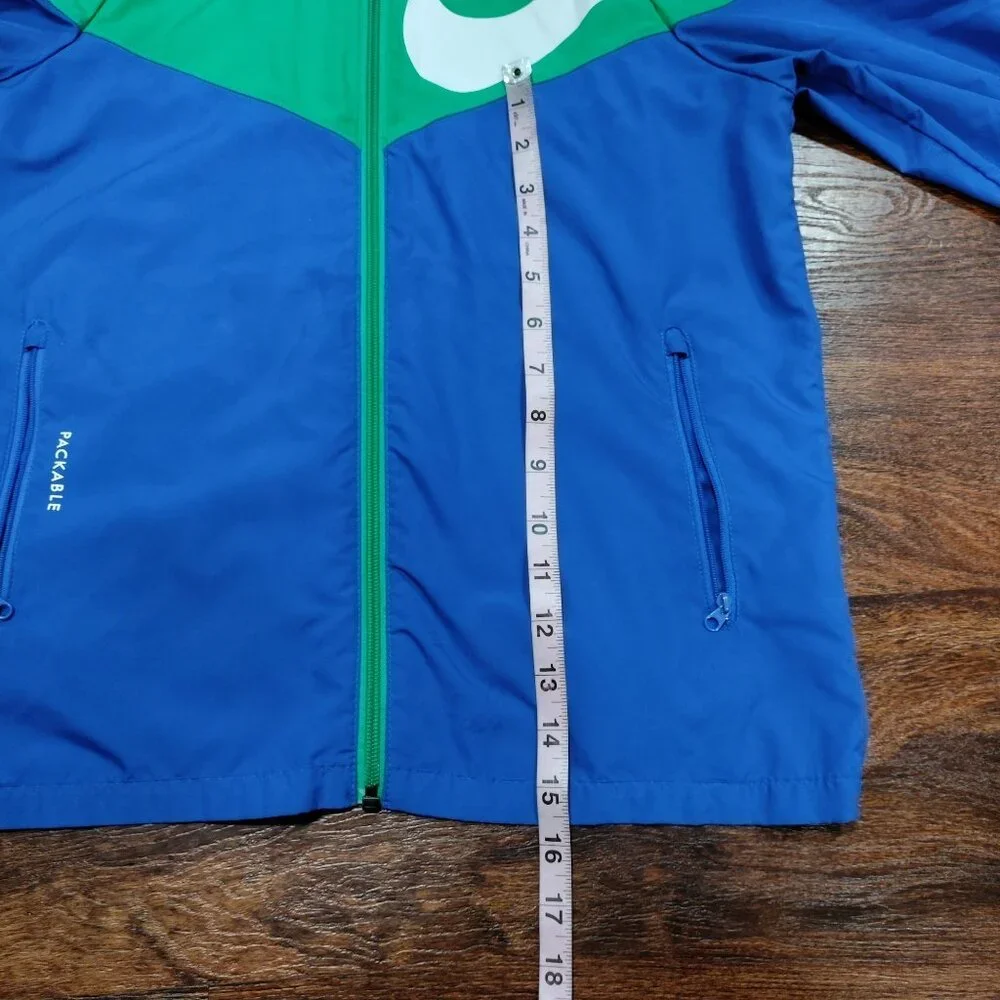 Nike Windbreaker Jacket and Tee Shirt Activewear Set Blue/Green/Black Boys Large
